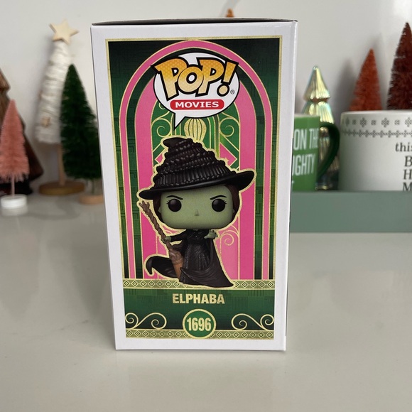 Funko Wicked Elphaba 1696 Bubble Gown - Picture 4 of 6